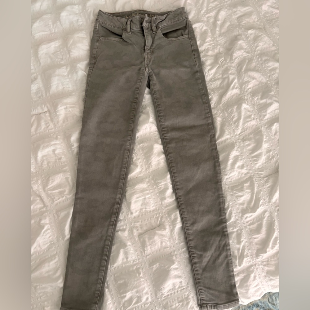 American Eagle Camo Jeggings